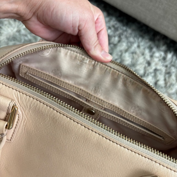 Tory Burch Robinson Middy Satchel – Dark Sahara Saffiano Leather Bag - Picture 13 of 14